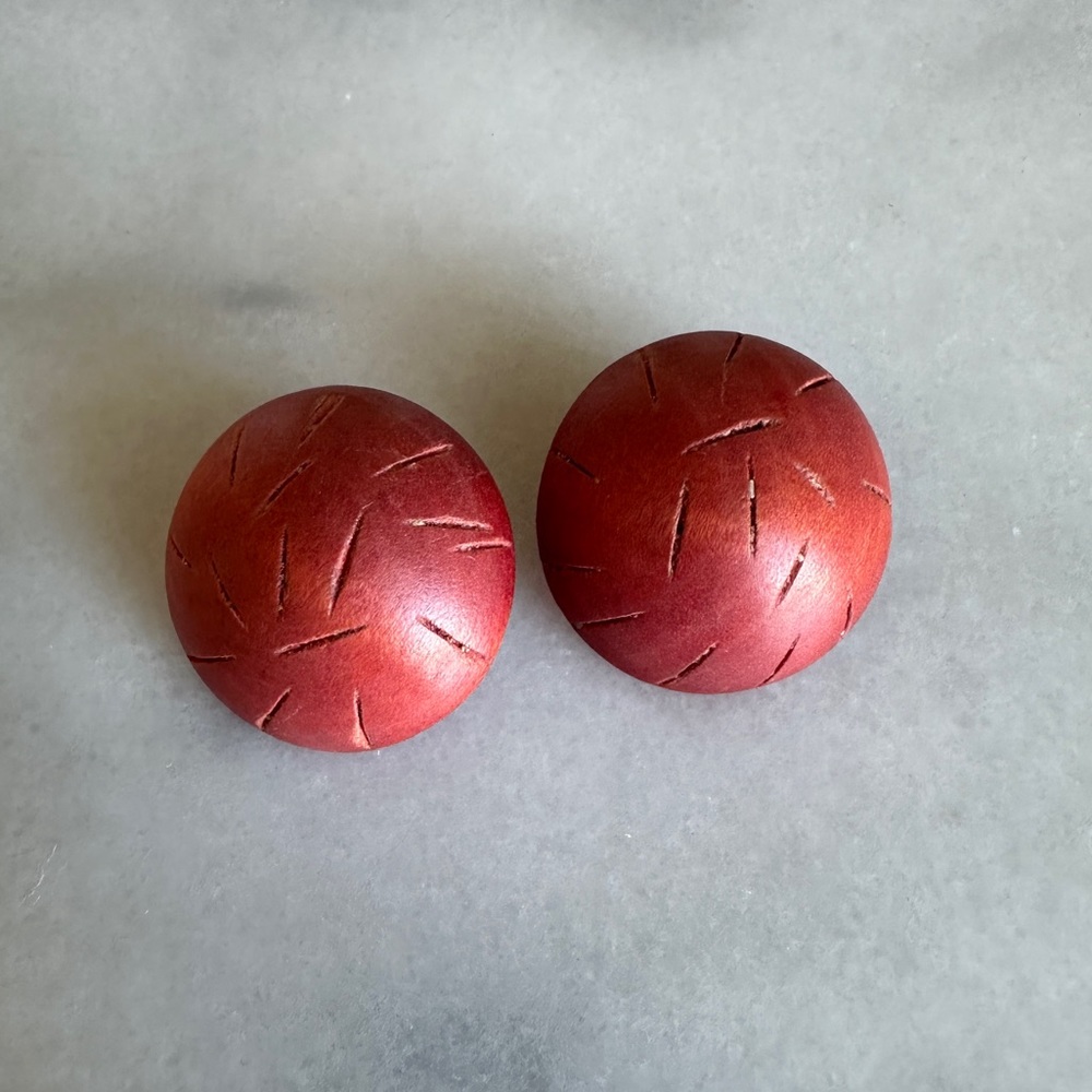 VINTAGE • 80s Red Wood Studs Handmade Artistic Earrings Bohemian Hippie Retro
